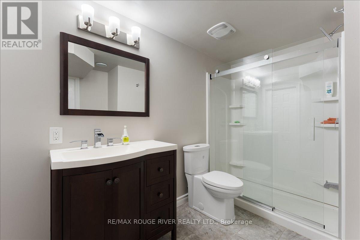 53 Bridgid Drive, Whitby, Ontario  L1P 1V7 - Photo 34 - E13488196