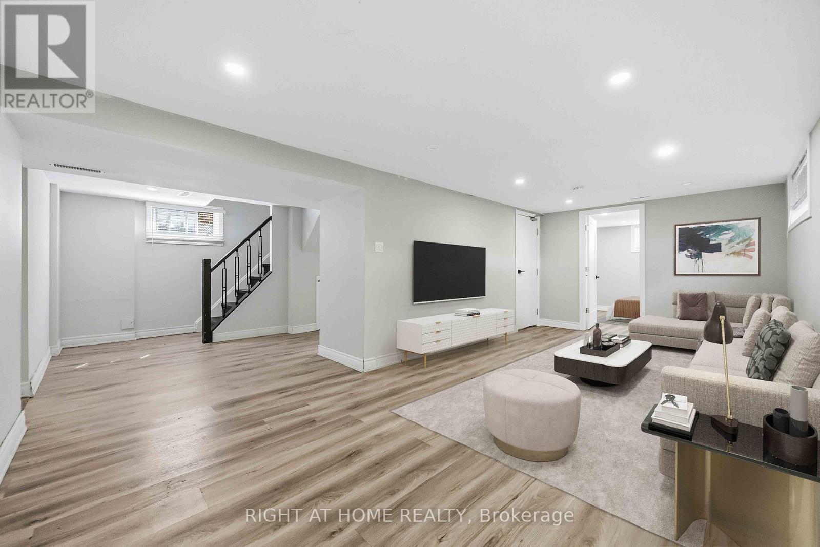 1 Mozart Avenue, Toronto, Ontario  M1K 2V8 - Photo 26 - E13488284