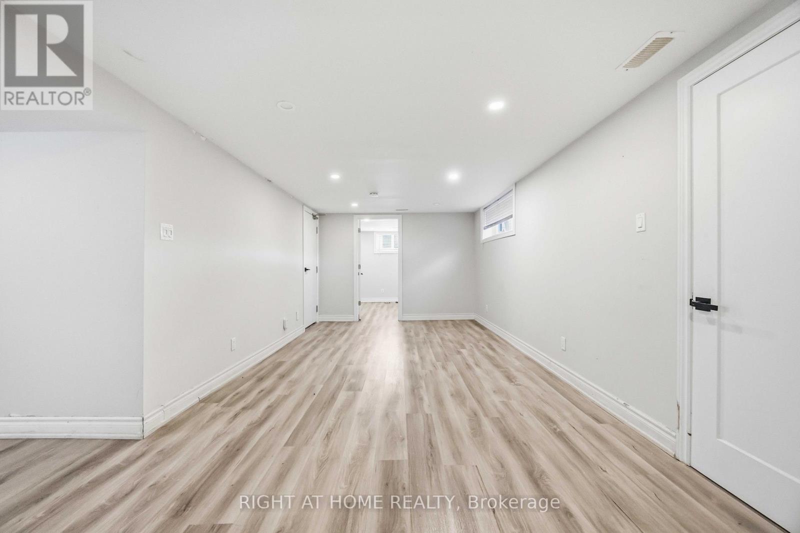 1 Mozart Avenue, Toronto, Ontario  M1K 2V8 - Photo 27 - E13488284