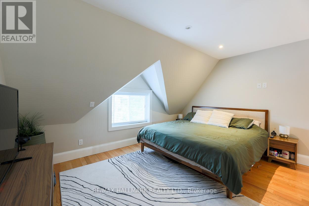 35 Dingwall Avenue, Toronto, Ontario  M4J 1C4 - Photo 24 - E13488392