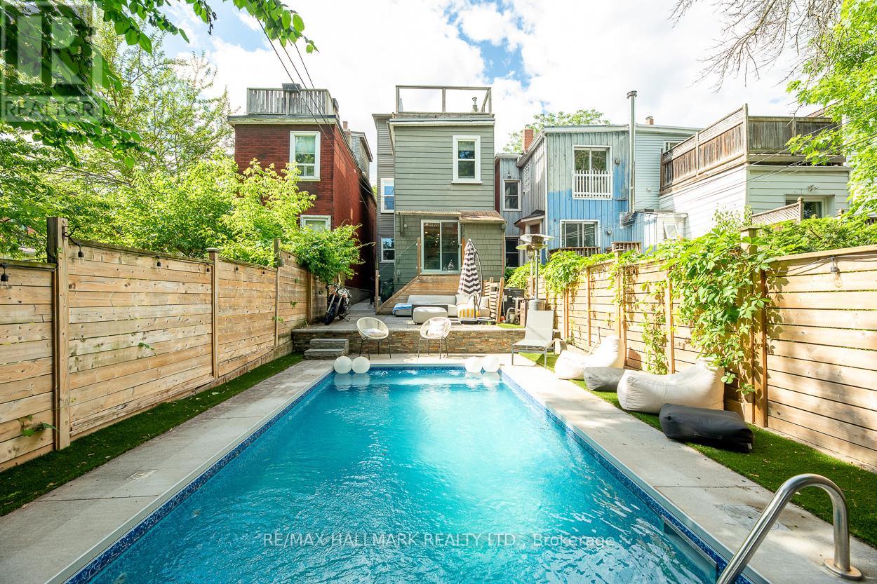 35 Dingwall Avenue, Toronto, Ontario  M4J 1C4 - Photo 38 - E13488392