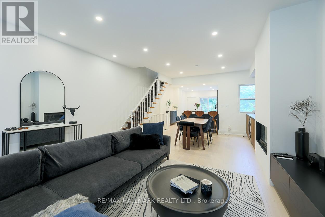 35 Dingwall Avenue, Toronto, Ontario  M4J 1C4 - Photo 6 - E13488392