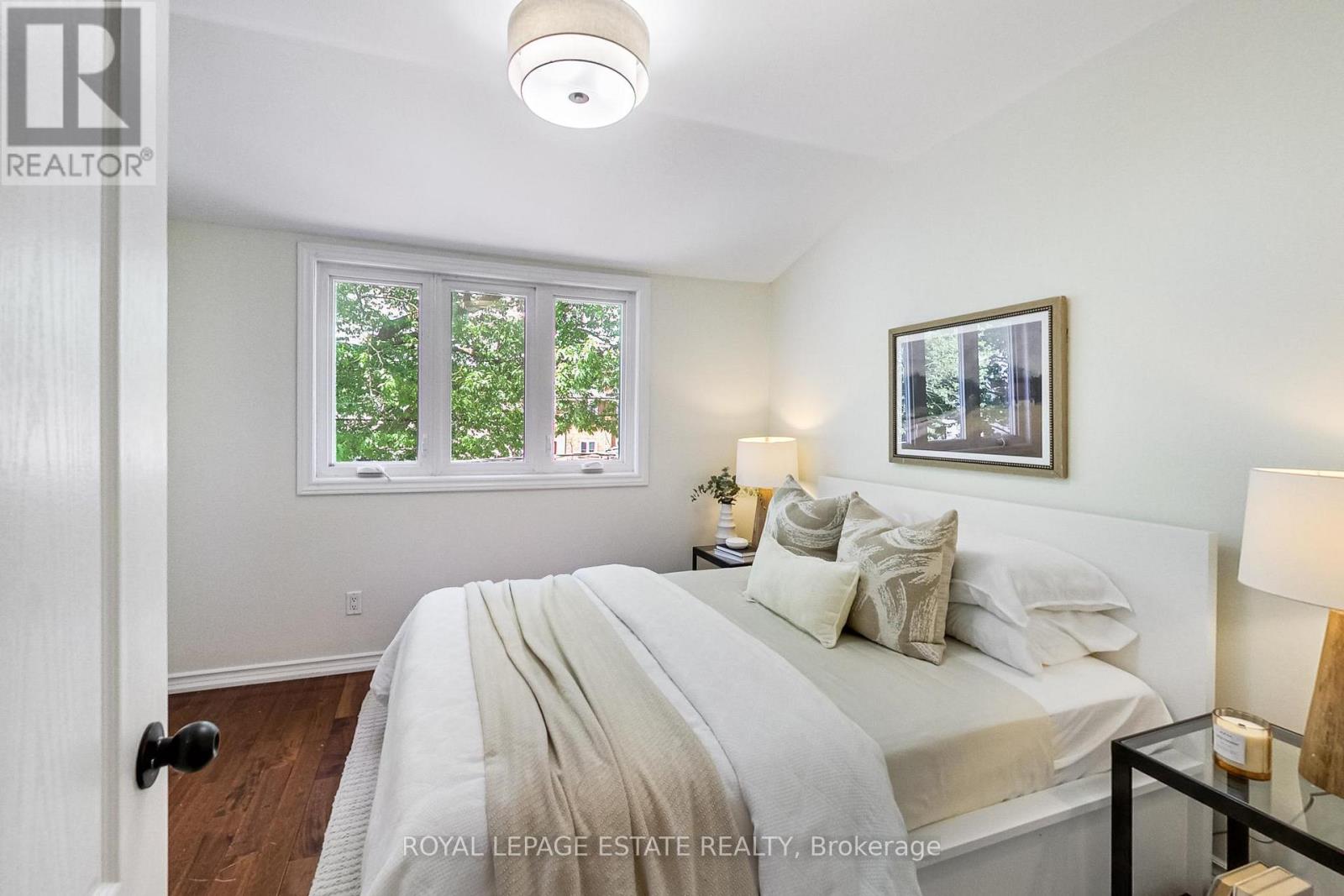 739 Craven Road, Toronto, Ontario  M4L 2Z7 - Photo 11 - E13488408