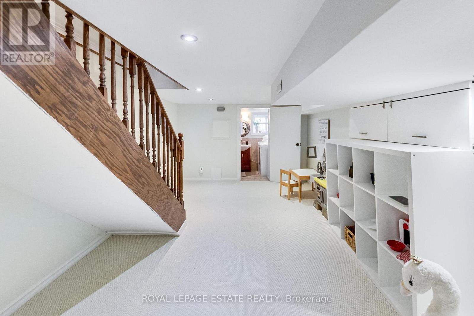 739 Craven Road, Toronto, Ontario  M4L 2Z7 - Photo 15 - E13488408