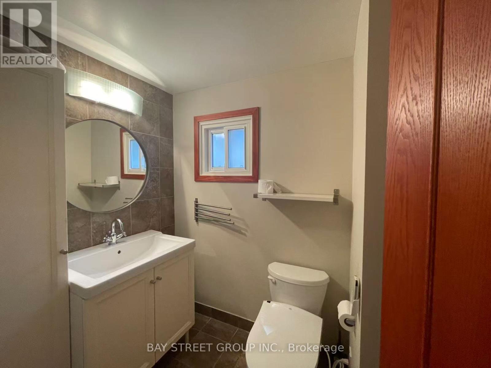 36 Ventris Drive, Ajax, Ontario  L1T 1T9 - Photo 11 - E13488614