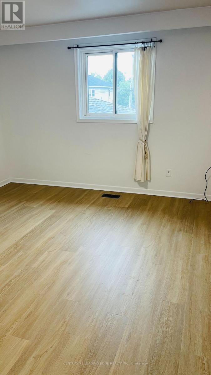 Second Flr - 56 Jeavons Avenue, Toronto, Ontario  M1K 1T2 - Photo 2 - E13488668