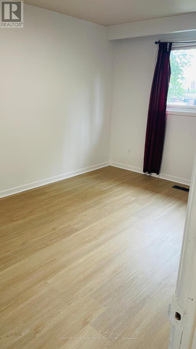 Second Flr - 56 Jeavons Avenue, Toronto, Ontario  M1K 1T2 - Photo 5 - E13488668