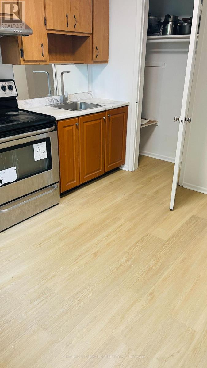 Second Flr - 56 Jeavons Avenue, Toronto, Ontario  M1K 1T2 - Photo 6 - E13488668