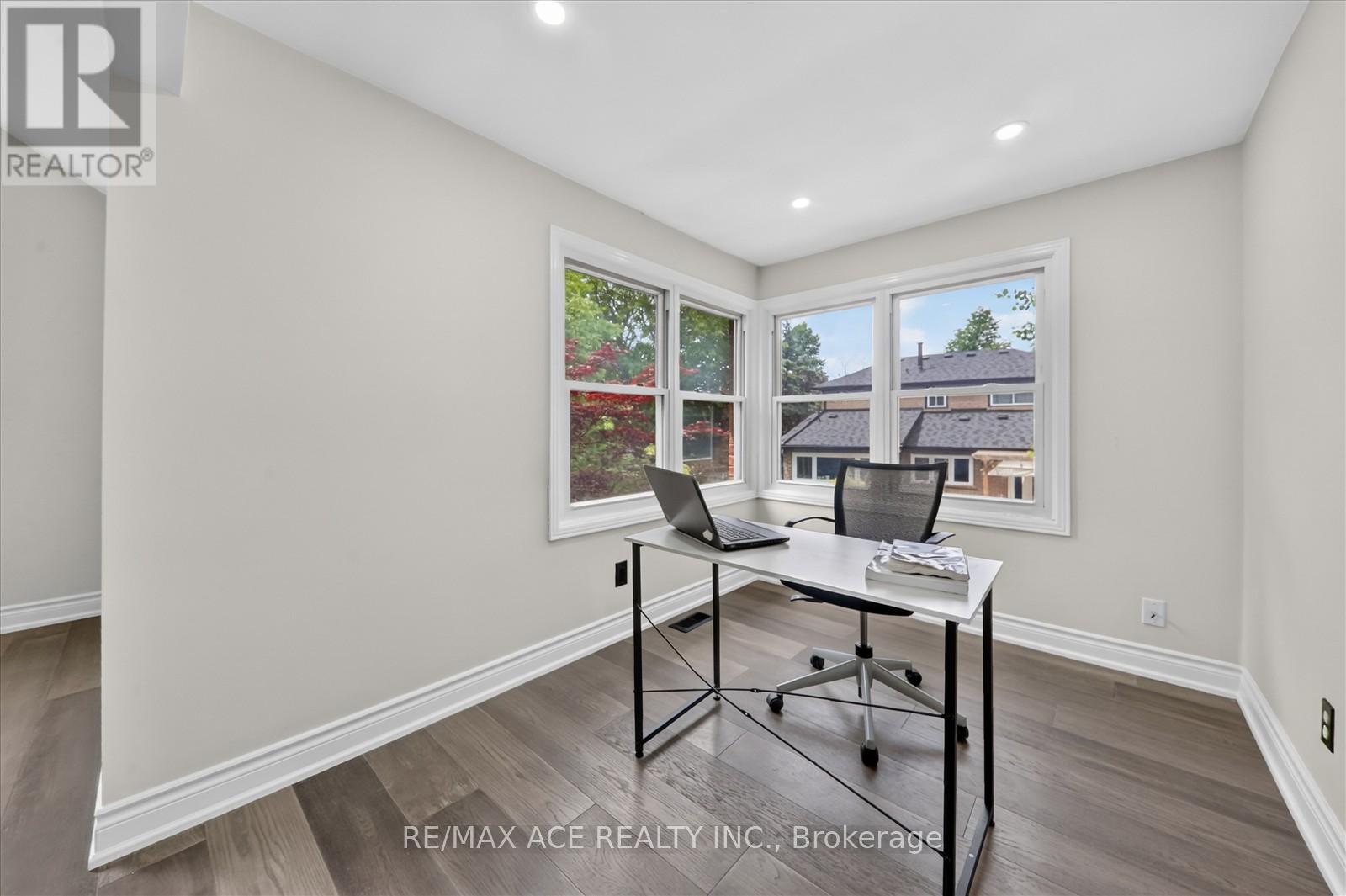 4 Beaumont Drive, Ajax, Ontario  L1T 1R9 - Photo 28 - E13488708