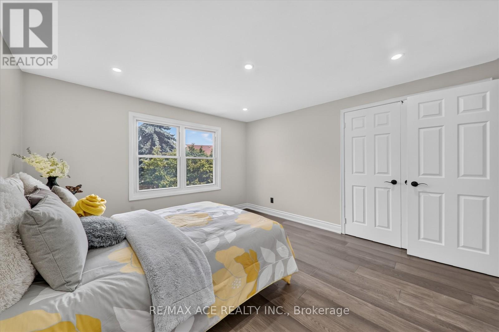 4 Beaumont Drive, Ajax, Ontario  L1T 1R9 - Photo 34 - E13488708