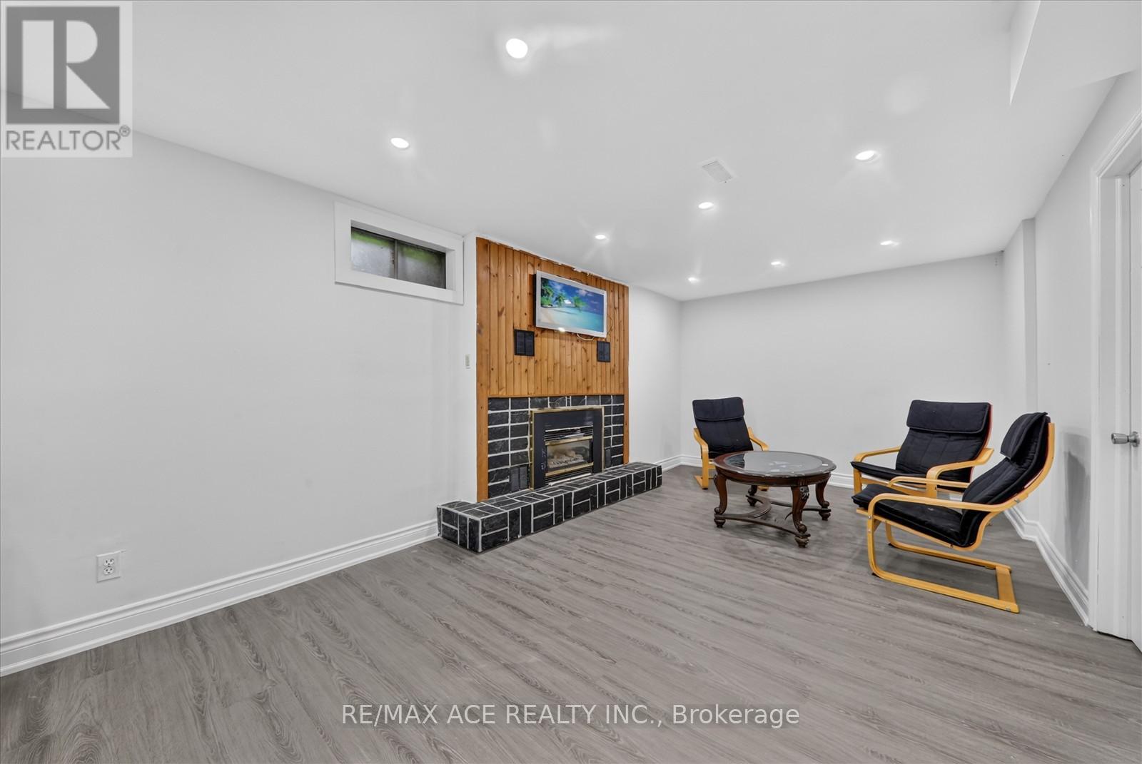4 Beaumont Drive, Ajax, Ontario  L1T 1R9 - Photo 40 - E13488708