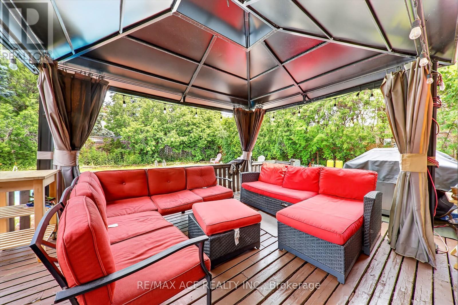 4 Beaumont Drive, Ajax, Ontario  L1T 1R9 - Photo 47 - E13488708