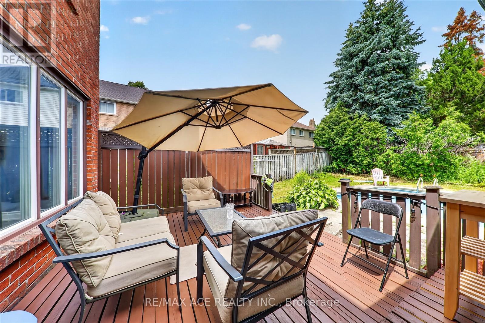 4 Beaumont Drive, Ajax, Ontario  L1T 1R9 - Photo 48 - E13488708