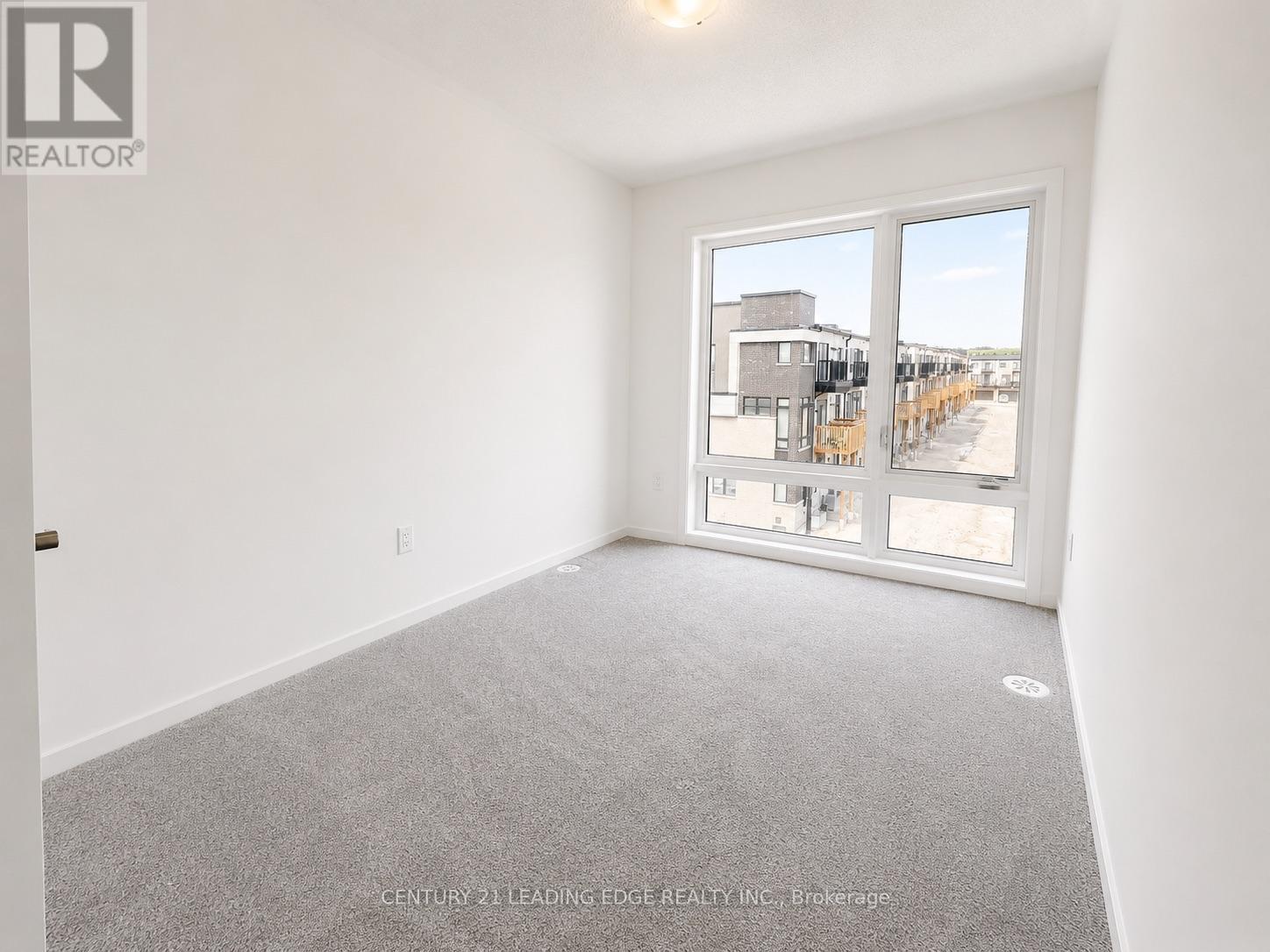 729 Heathrow Path, Oshawa, Ontario  L1H 7K5 - Photo 9 - E13488816