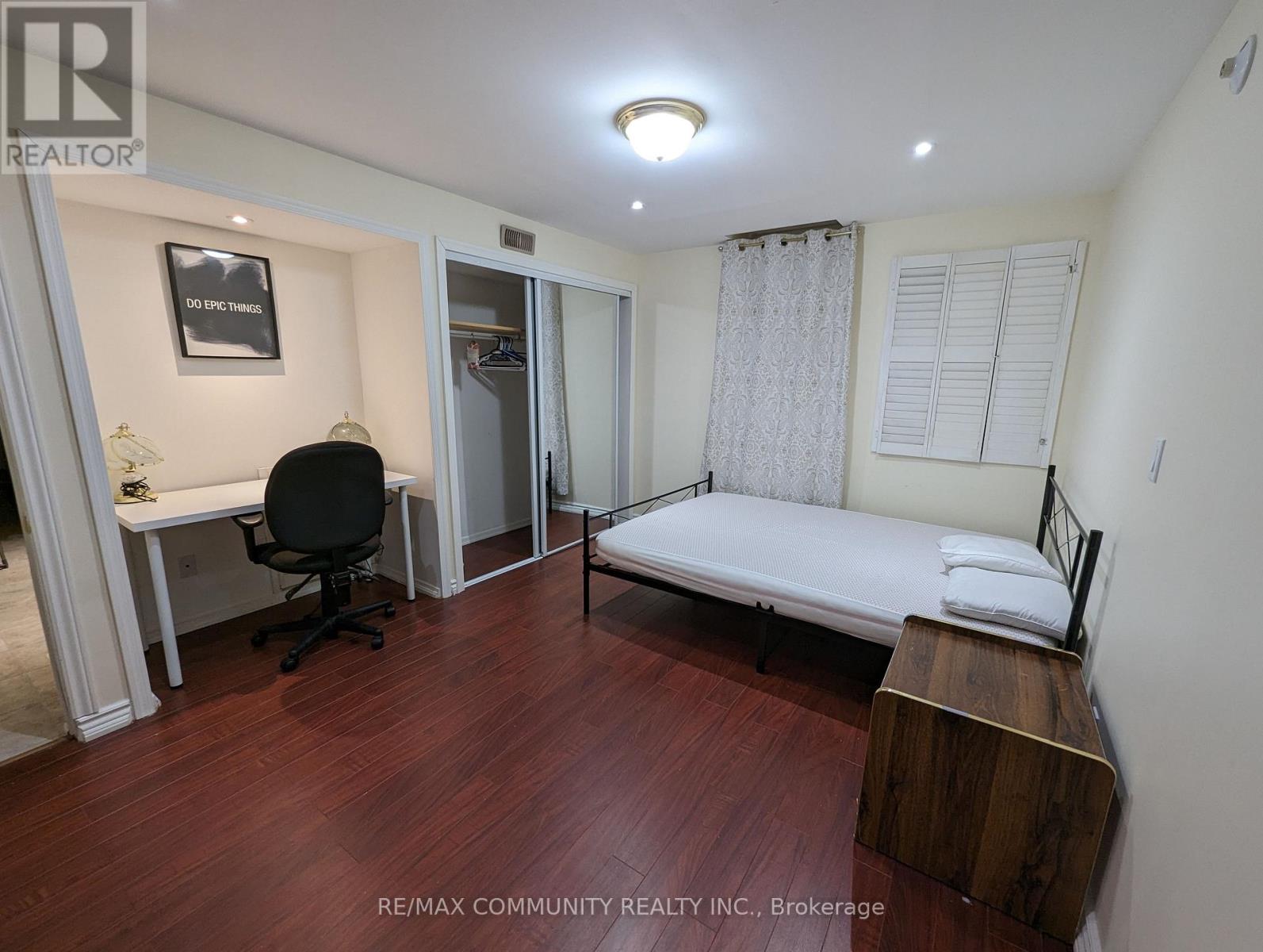 18 Skipperhill Crescent, Toronto, Ontario  M1X 1W1 - Photo 3 - E13488826