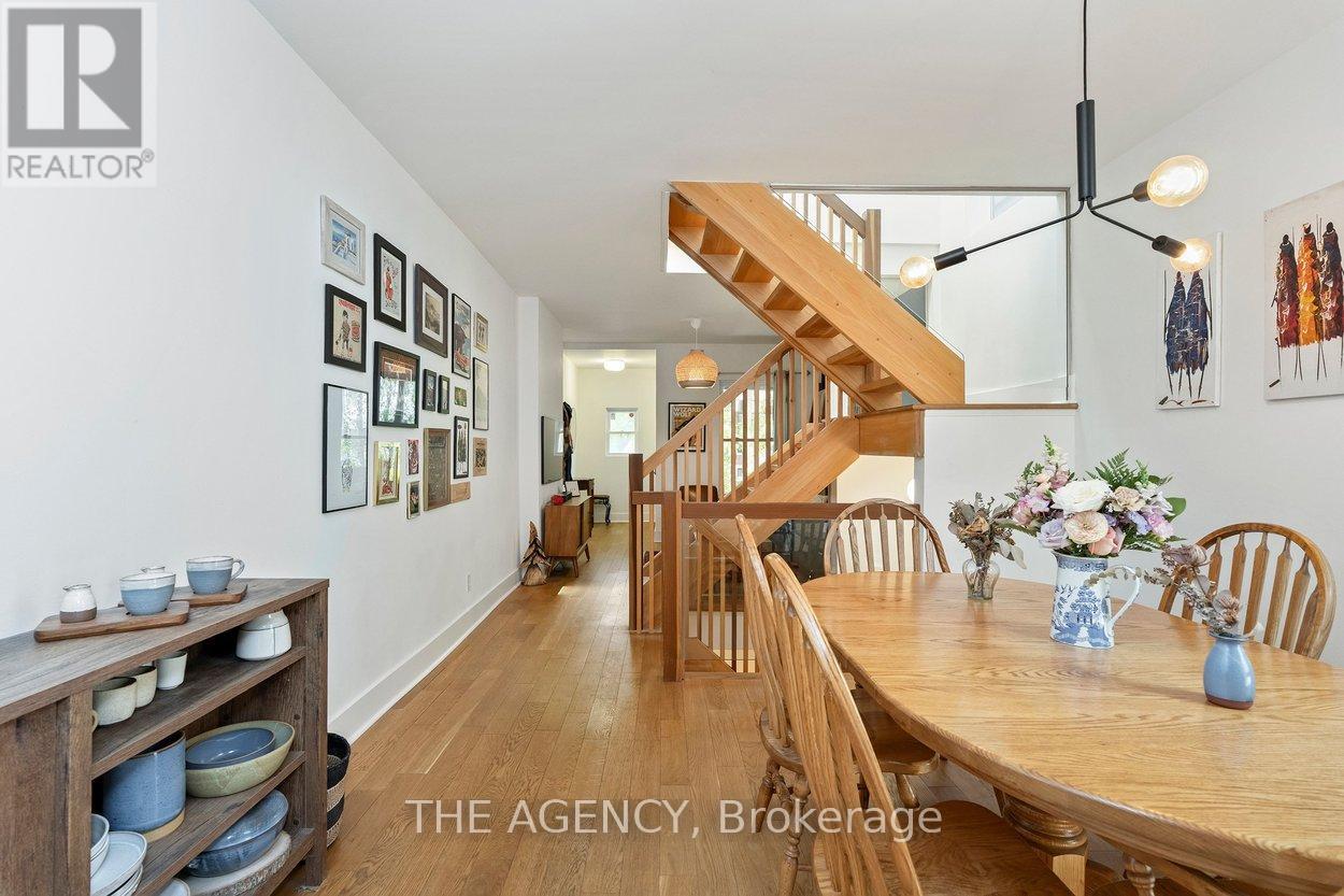 110 Hastings Avenue, Toronto, Ontario  M4L 2L2 - Photo 13 - E13489010
