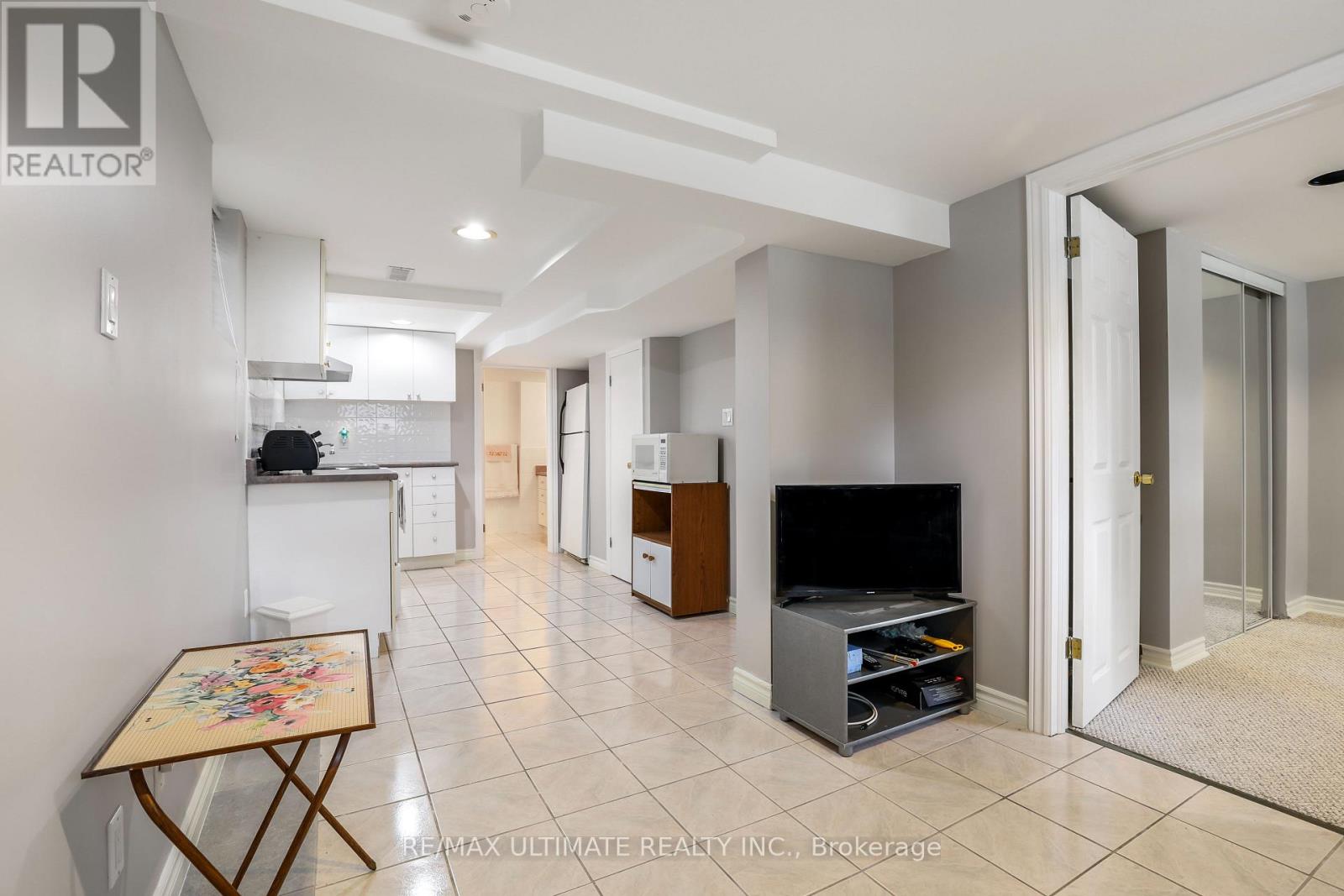 34 Doris Drive, Toronto, Ontario  M4B 3C8 - Photo 15 - E13489236