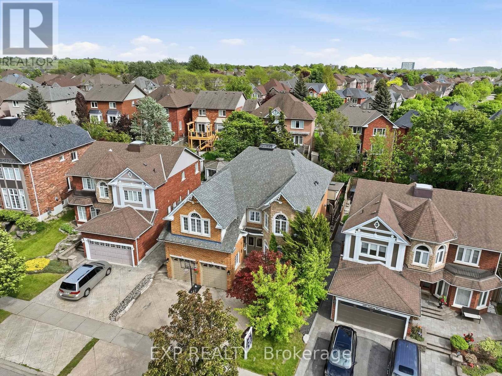 467 Delaney Drive, Ajax, Ontario  L1T 3Y5 - Photo 3 - E13489256