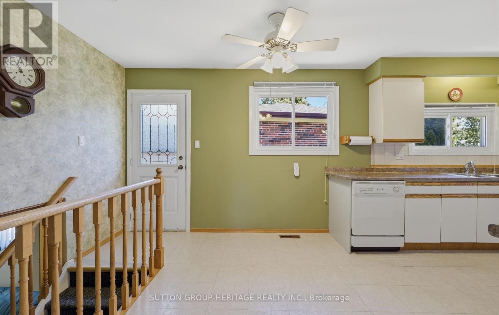 24 Conference Boulevard, Toronto, Ontario  M1C 2E3 - Photo 13 - E13489336