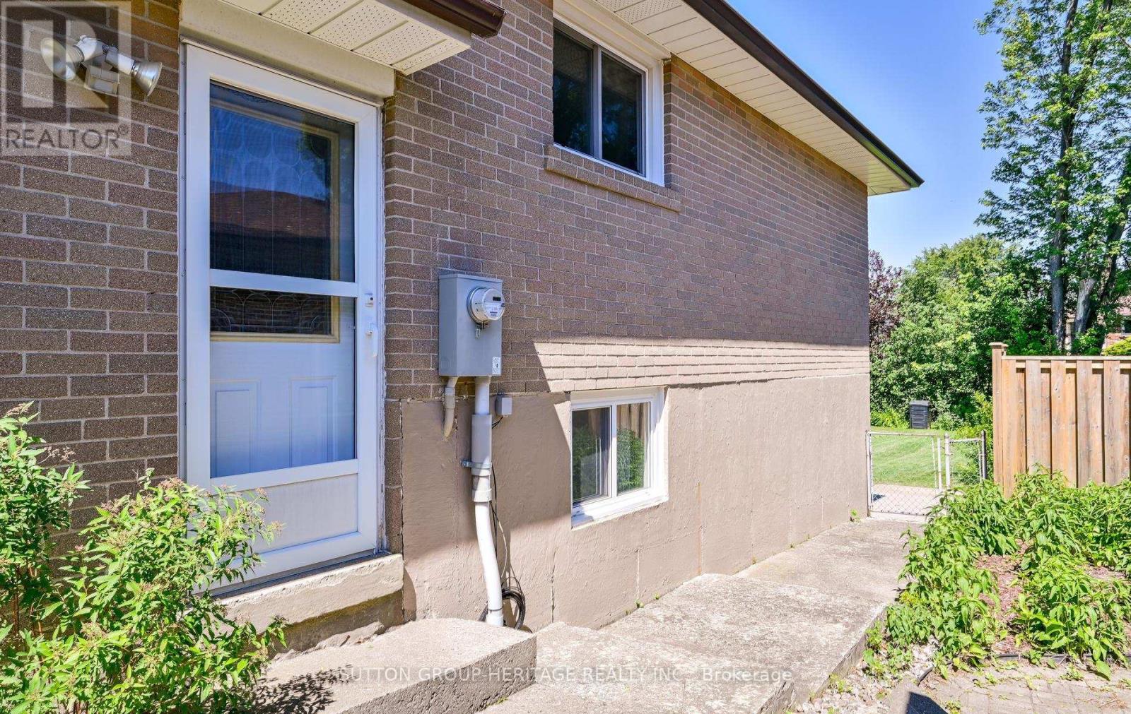 24 Conference Boulevard, Toronto, Ontario  M1C 2E3 - Photo 40 - E13489336