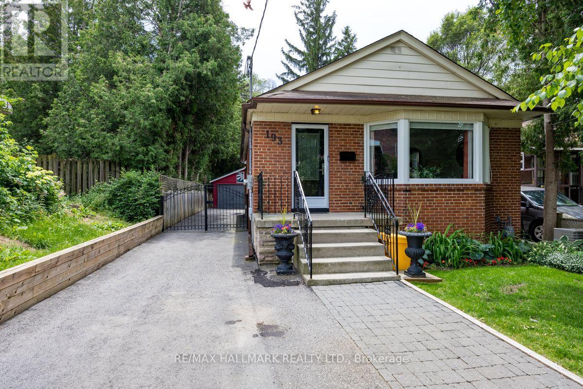 193 FERRIS ROAD, Toronto, Ontario