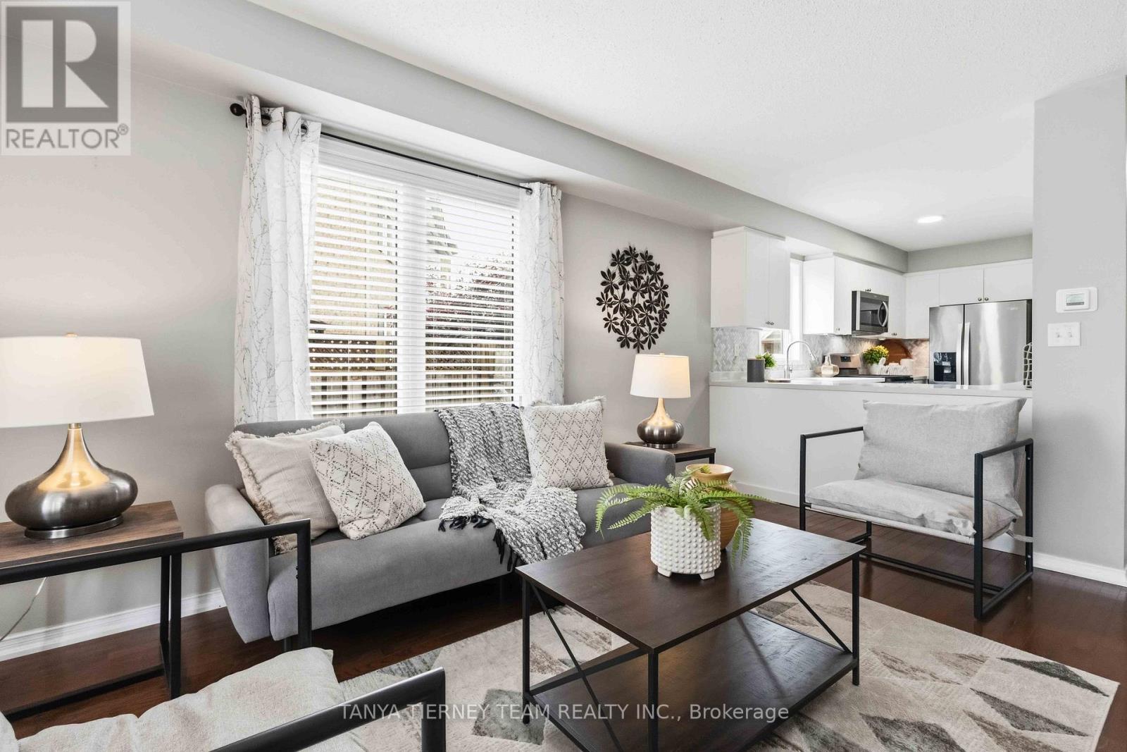 70 Tempo Way, Whitby, Ontario  L1M 1B7 - Photo 11 - E13489406