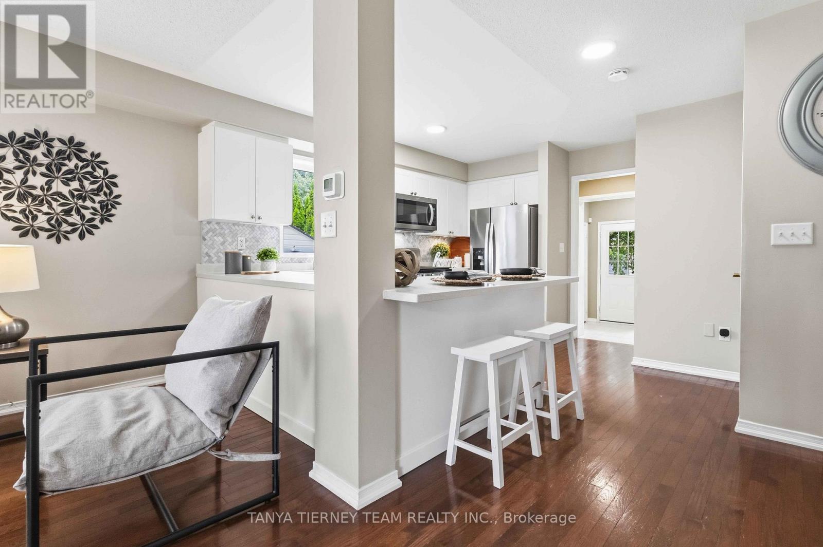 70 Tempo Way, Whitby, Ontario  L1M 1B7 - Photo 19 - E13489406