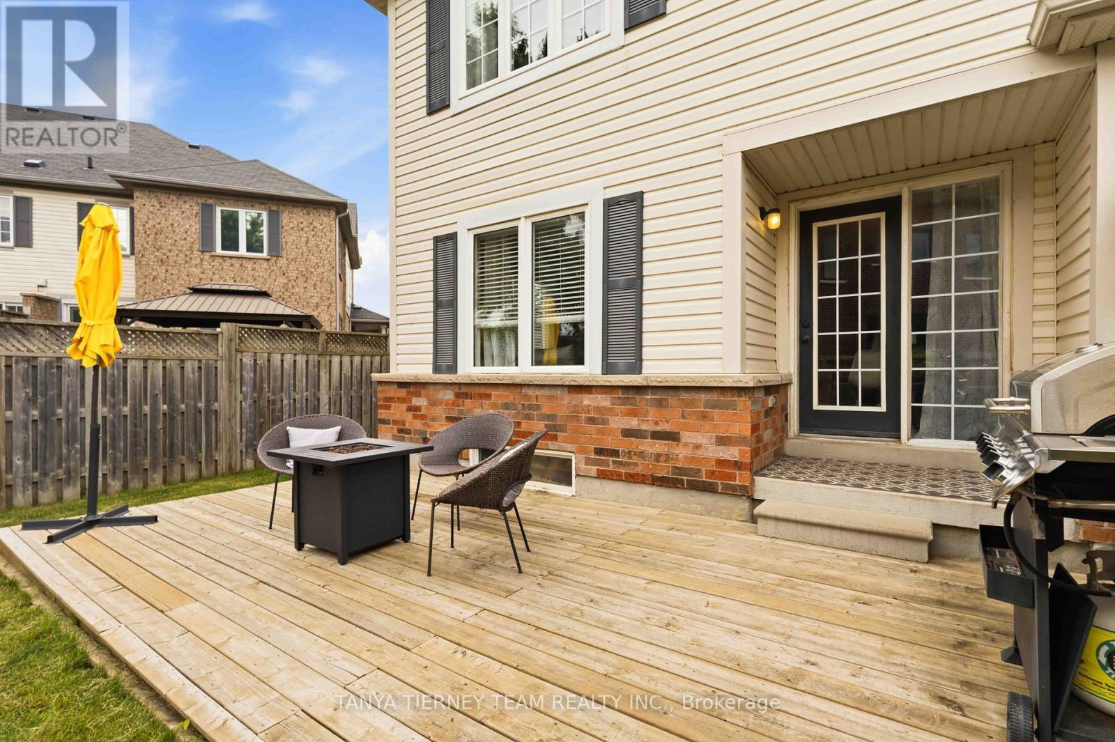 70 Tempo Way, Whitby, Ontario  L1M 1B7 - Photo 39 - E13489406