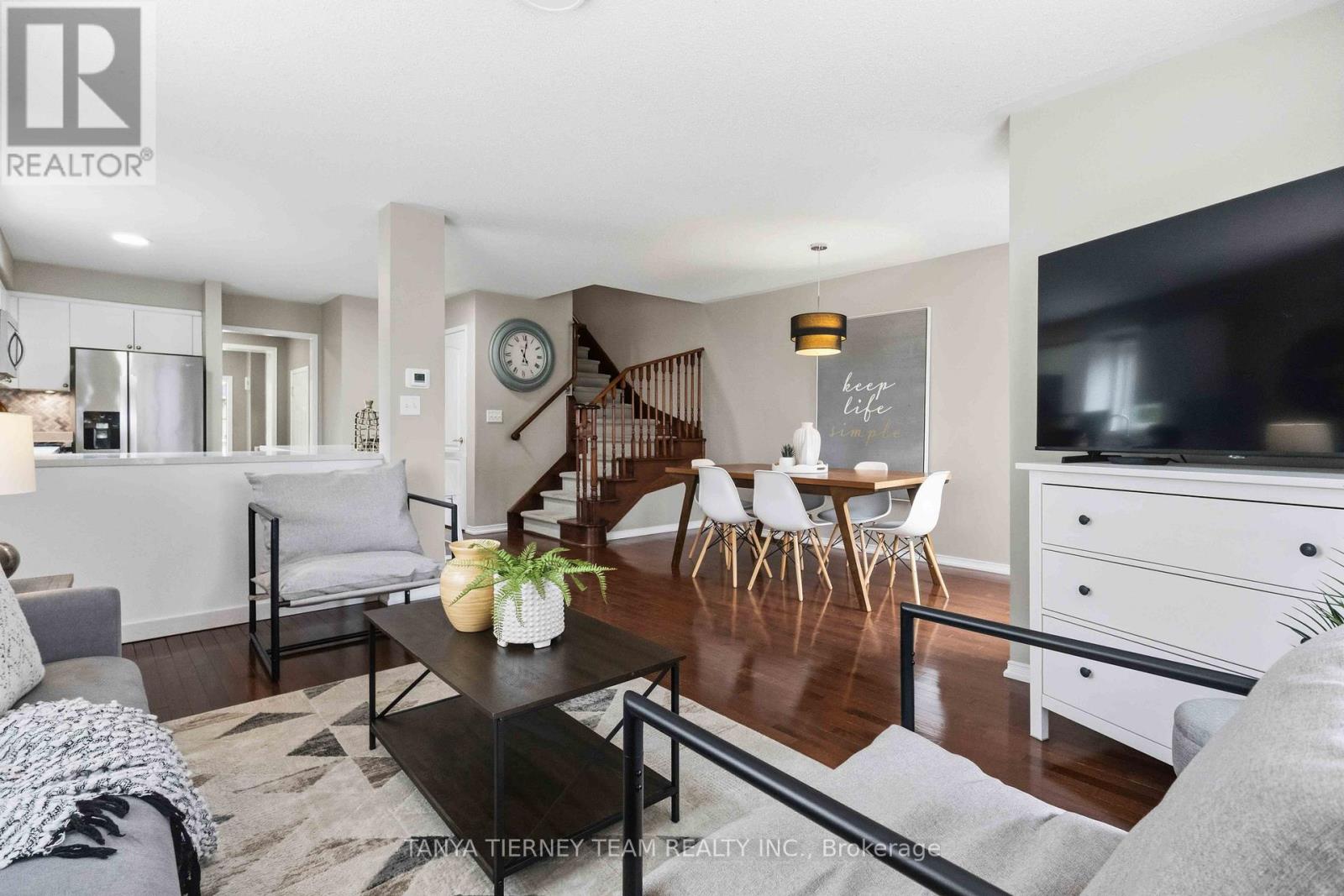 70 Tempo Way, Whitby, Ontario  L1M 1B7 - Photo 9 - E13489406