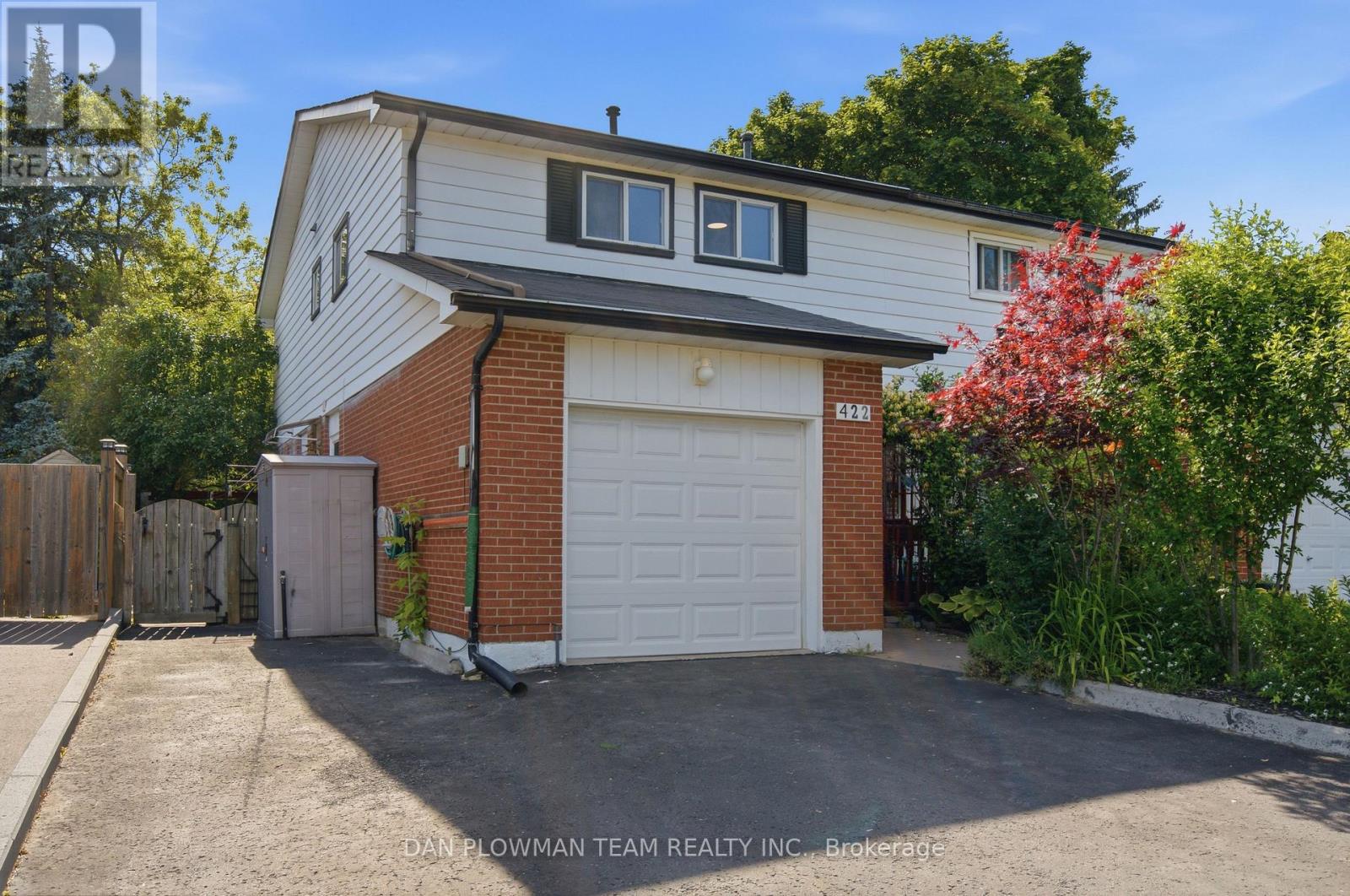 422 LANARK DRIVE, Oshawa, Ontario
