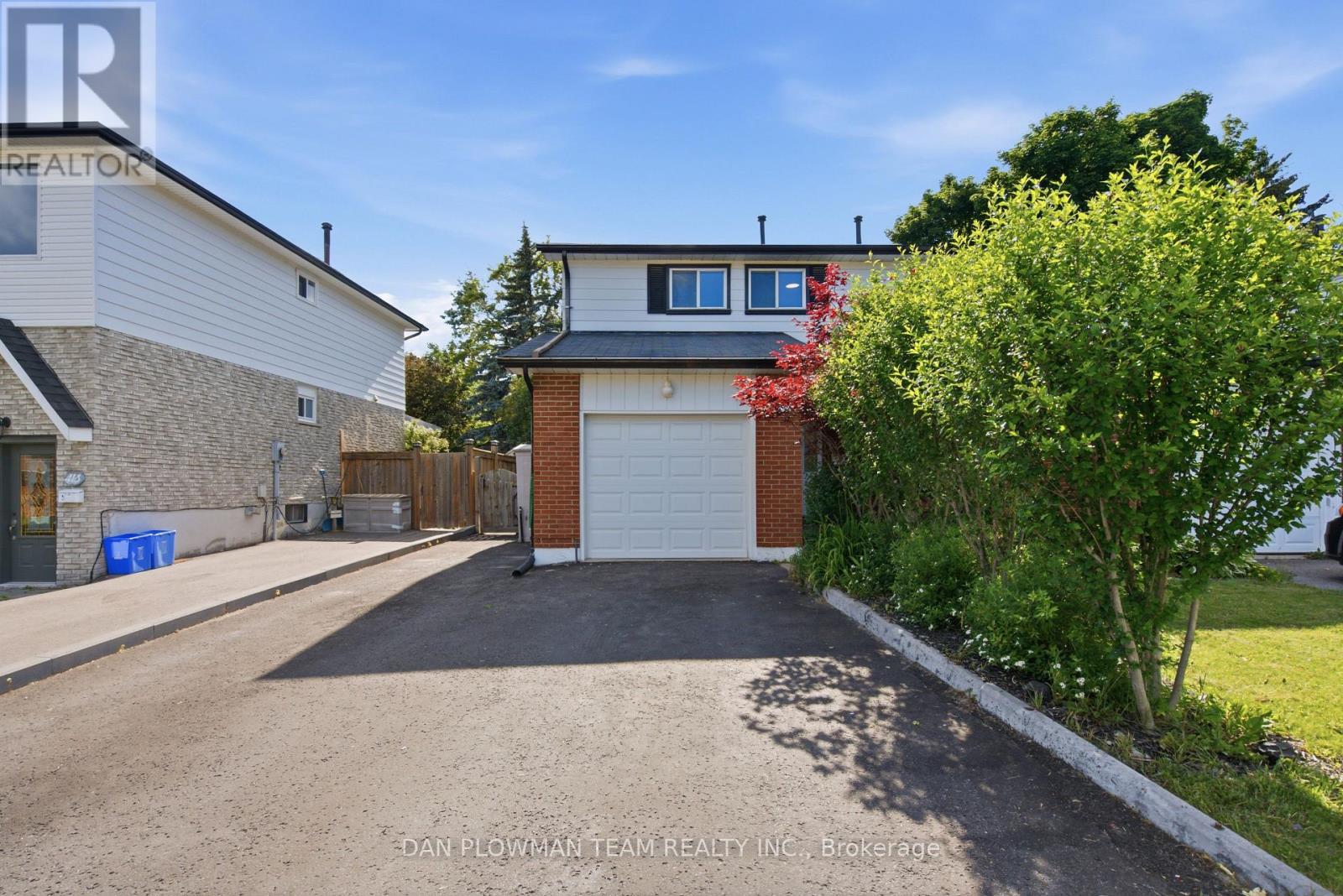 422 Lanark Drive, Oshawa, Ontario  L1J 6H6 - Photo 2 - E13489414