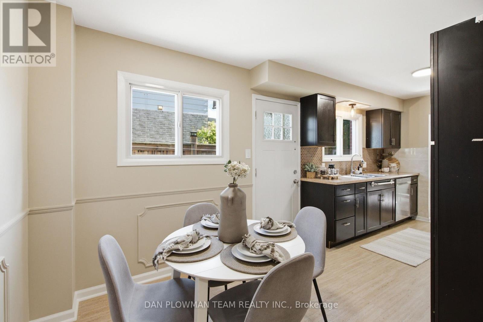 422 Lanark Drive, Oshawa, Ontario  L1J 6H6 - Photo 8 - E13489414