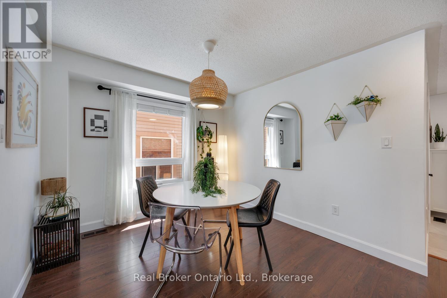 9 Candlebrook Drive, Whitby, Ontario  L1R 2V4 - Photo 14 - E13489726