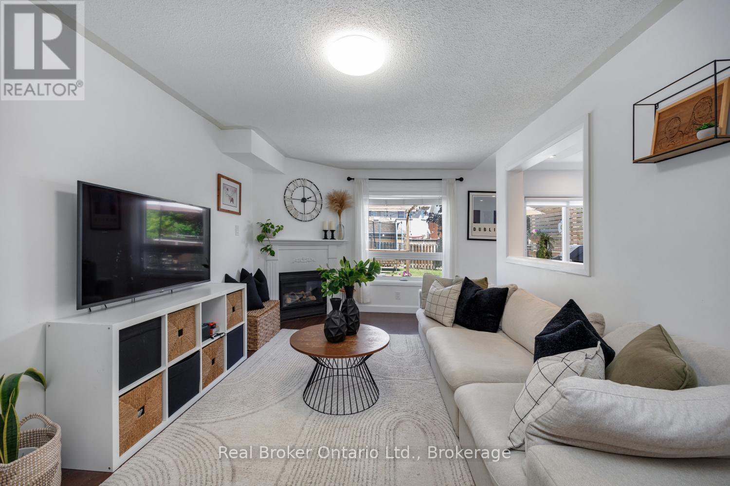9 Candlebrook Drive, Whitby, Ontario  L1R 2V4 - Photo 15 - E13489726