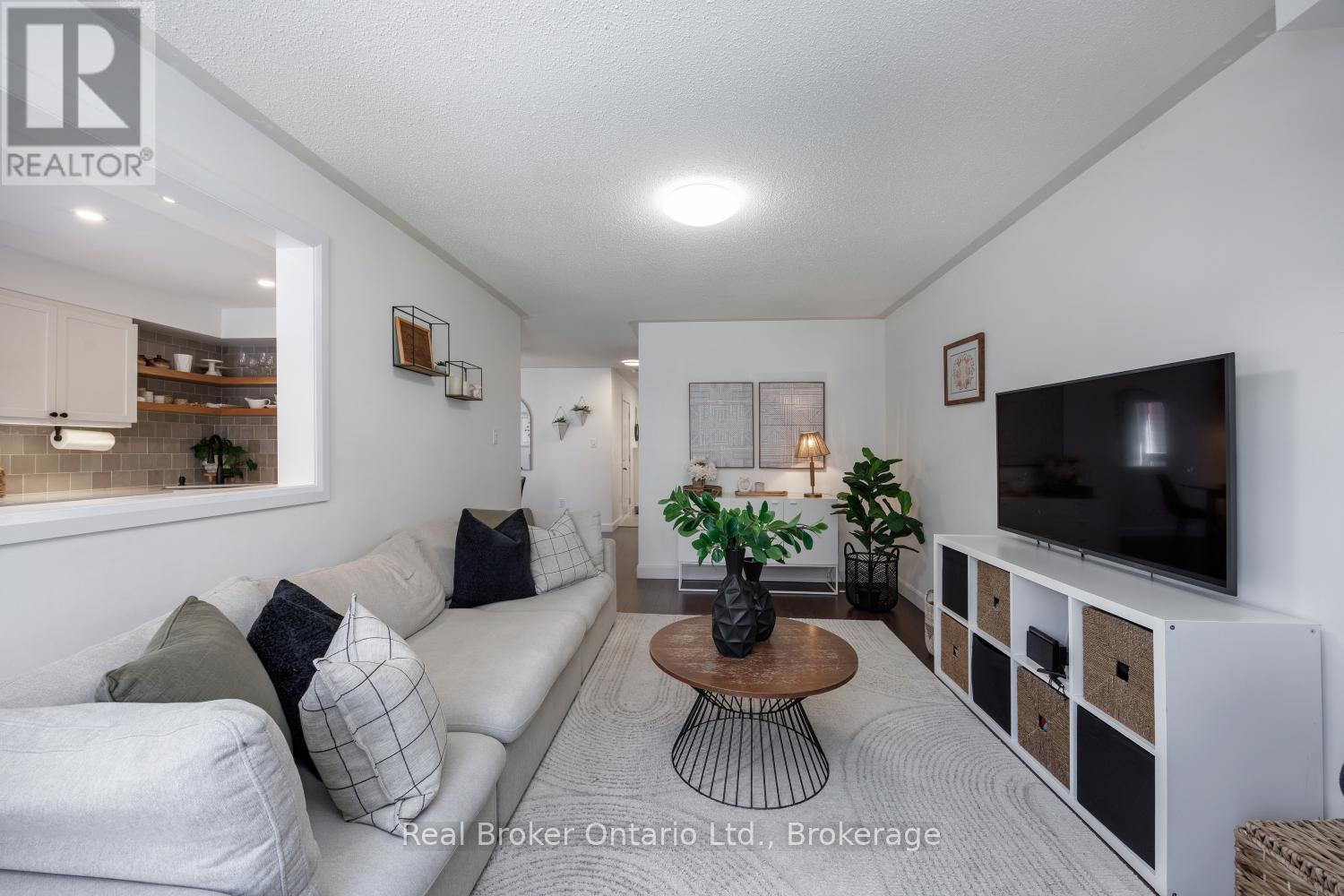 9 Candlebrook Drive, Whitby, Ontario  L1R 2V4 - Photo 17 - E13489726