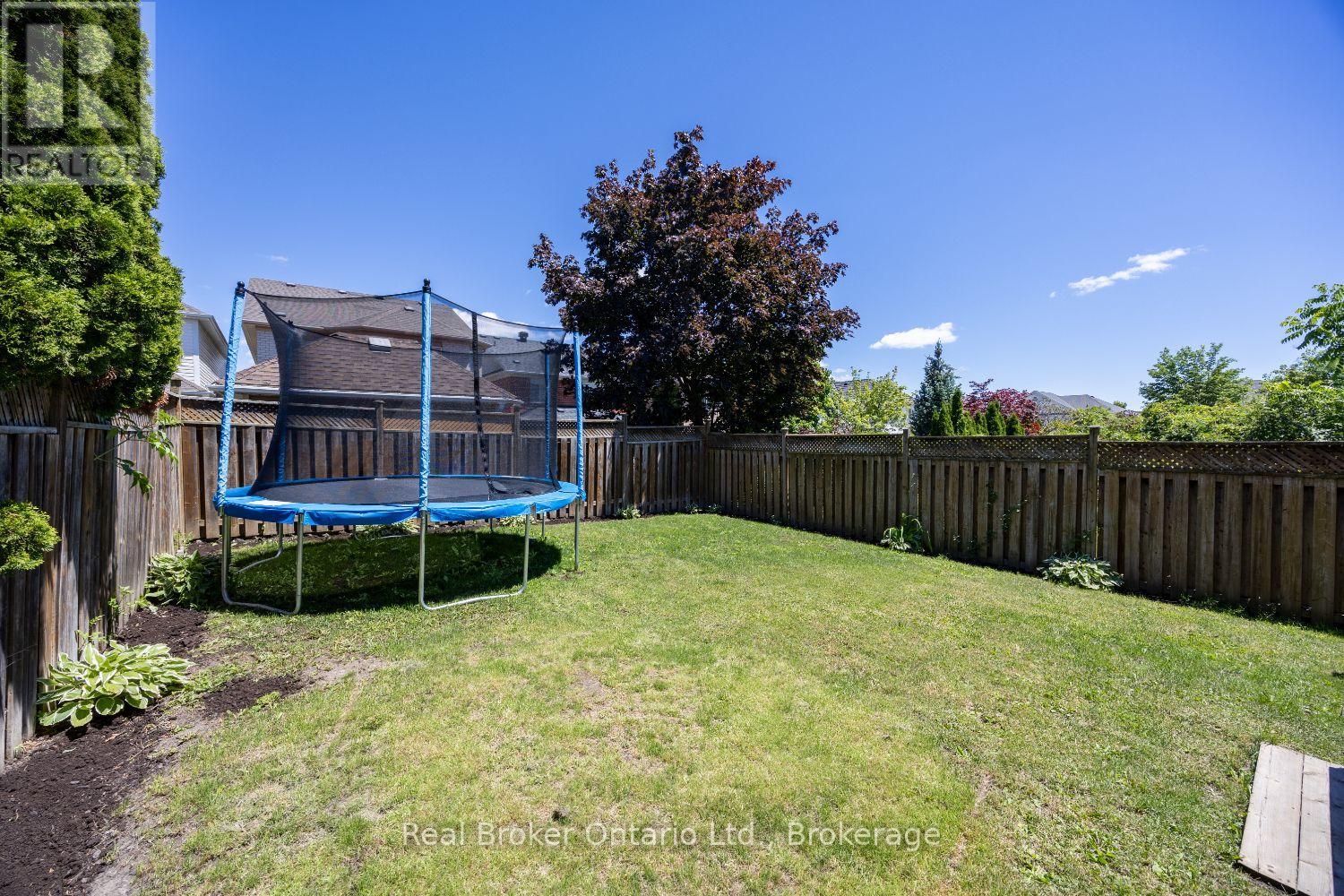 9 Candlebrook Drive, Whitby, Ontario  L1R 2V4 - Photo 37 - E13489726
