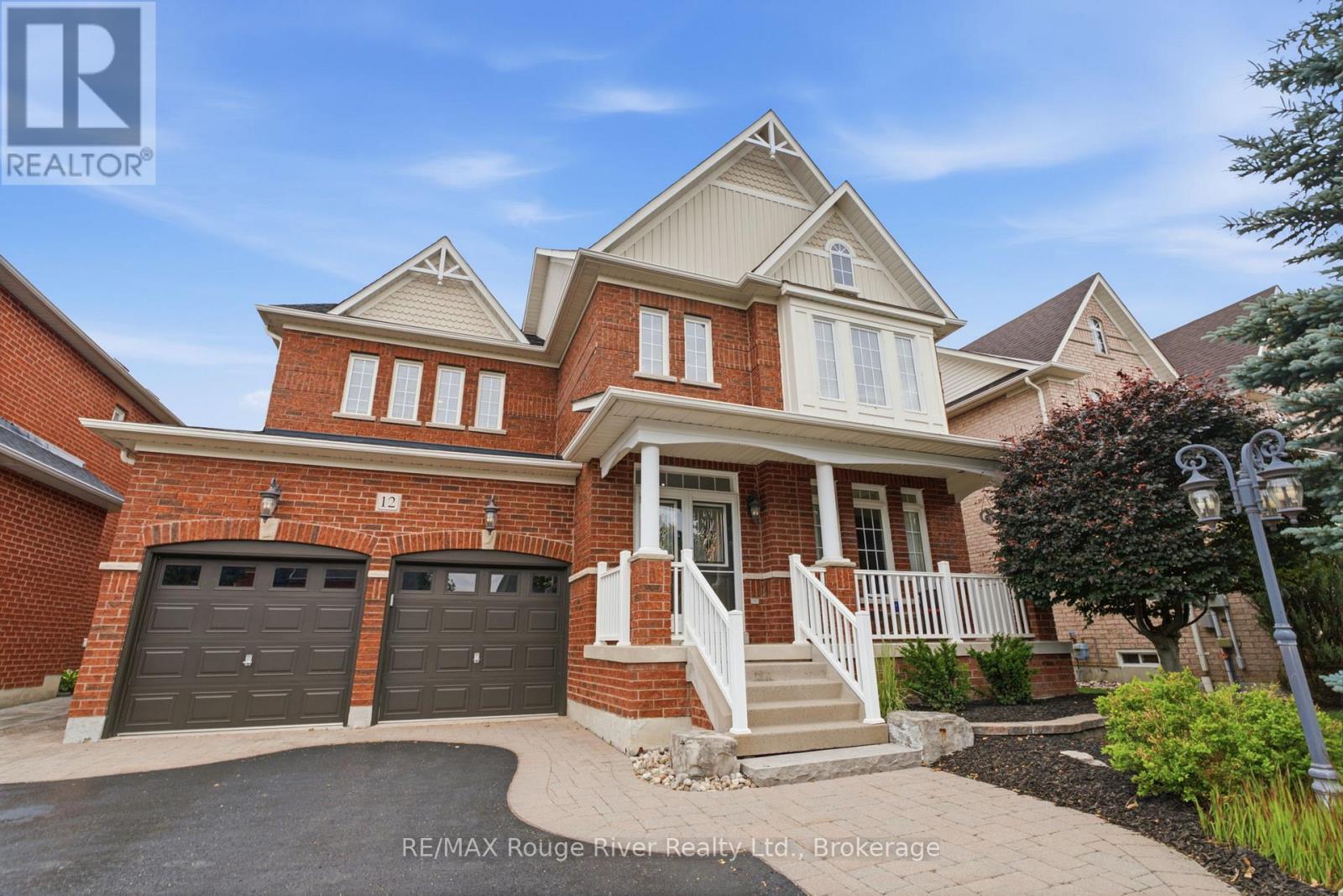 12 COVINGTON DRIVE, Whitby, Ontario
