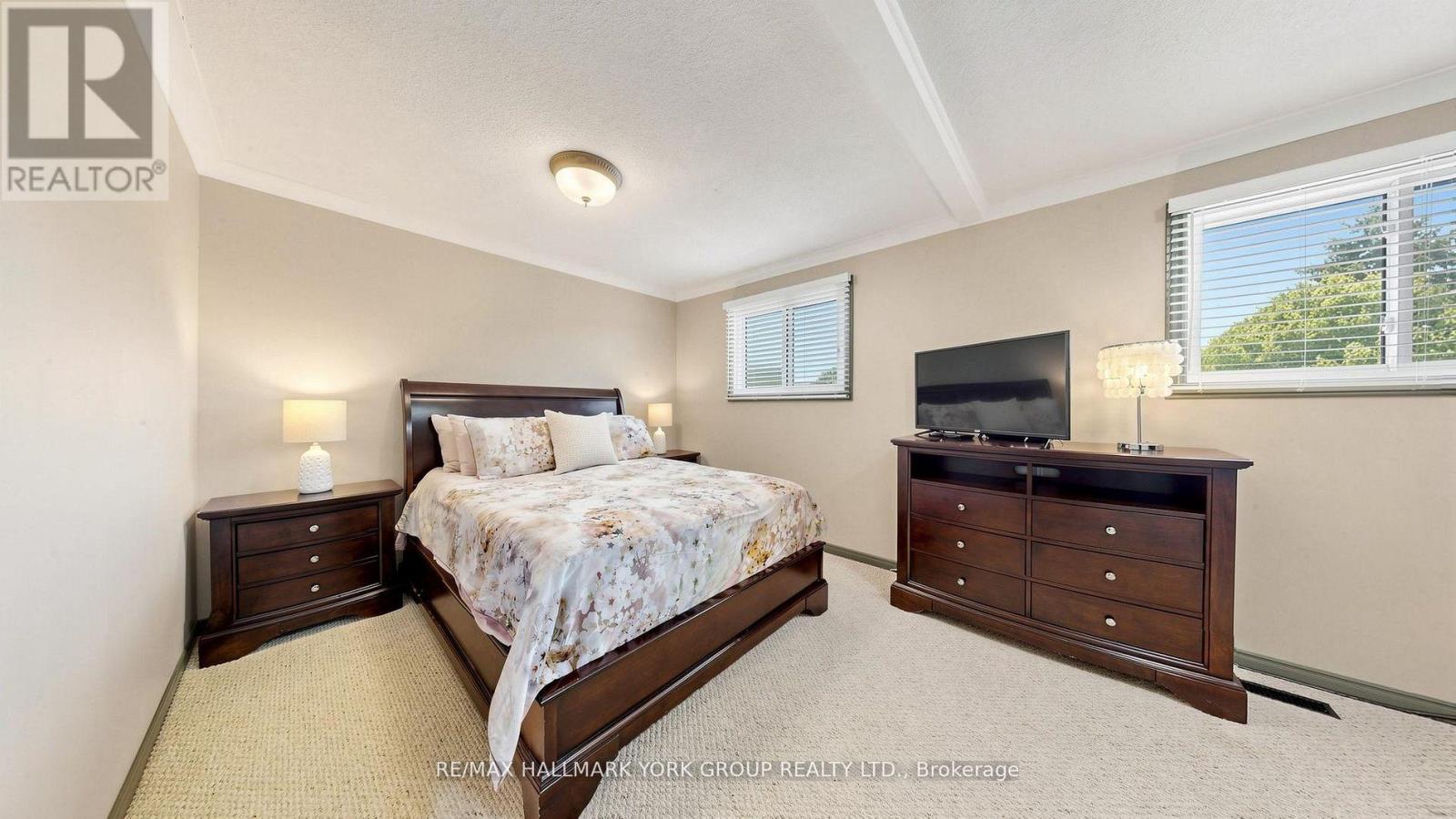65 Porter Street, Bradford West Gwillimbury, Ontario  L3Z 1E9 - Photo 13 - N13487778