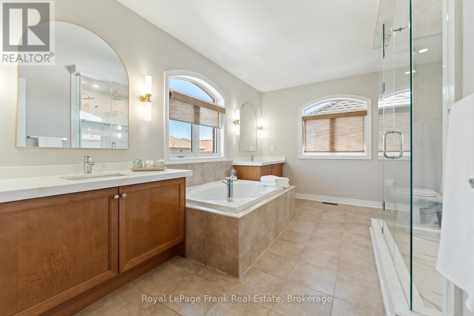 143 Manley Avenue, Whitchurch-Stouffville, Ontario  L4A 0C5 - Photo 23 - N13487844