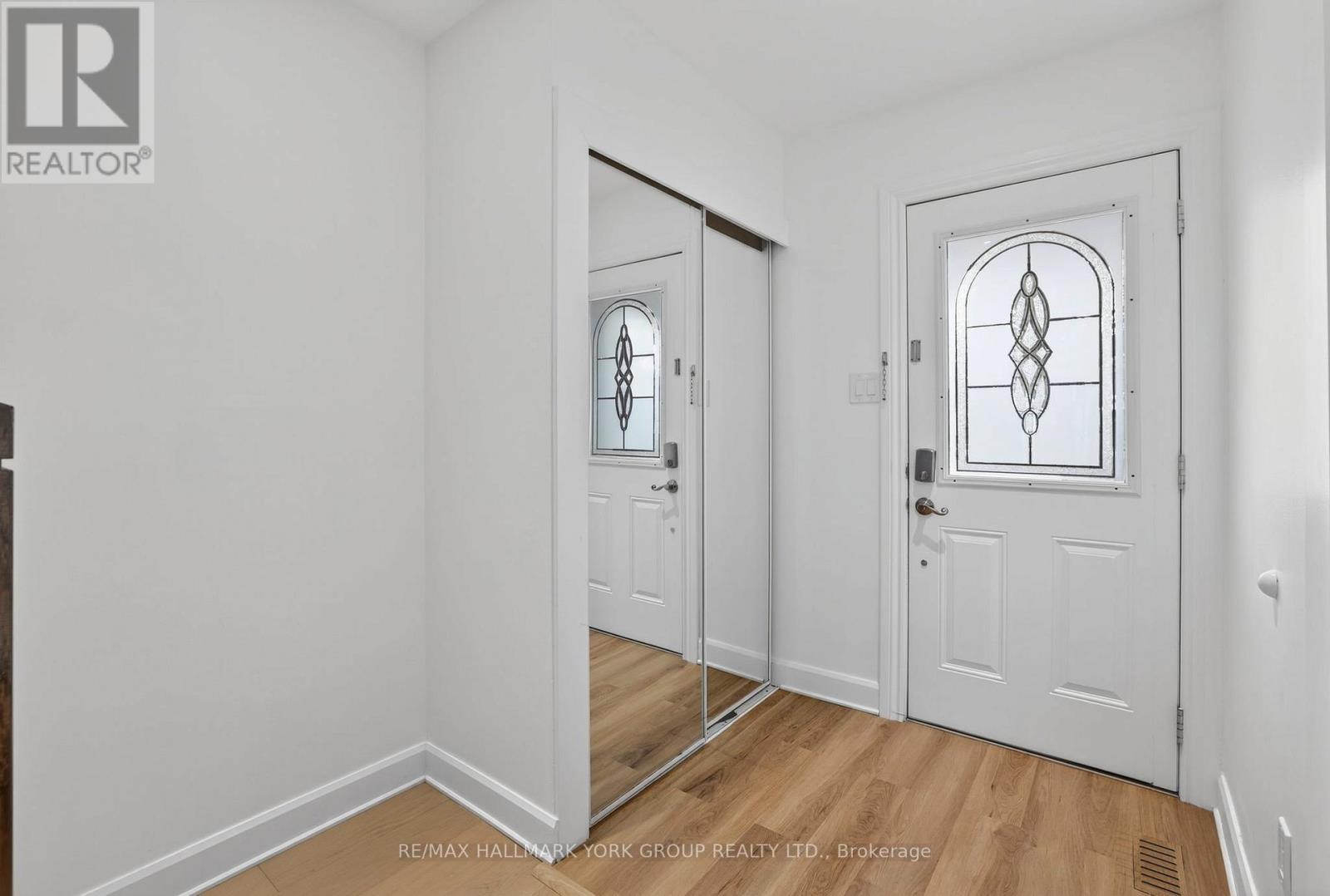 459 Sandford Street, Newmarket, Ontario  L3Y 4S8 - Photo 6 - N13487954