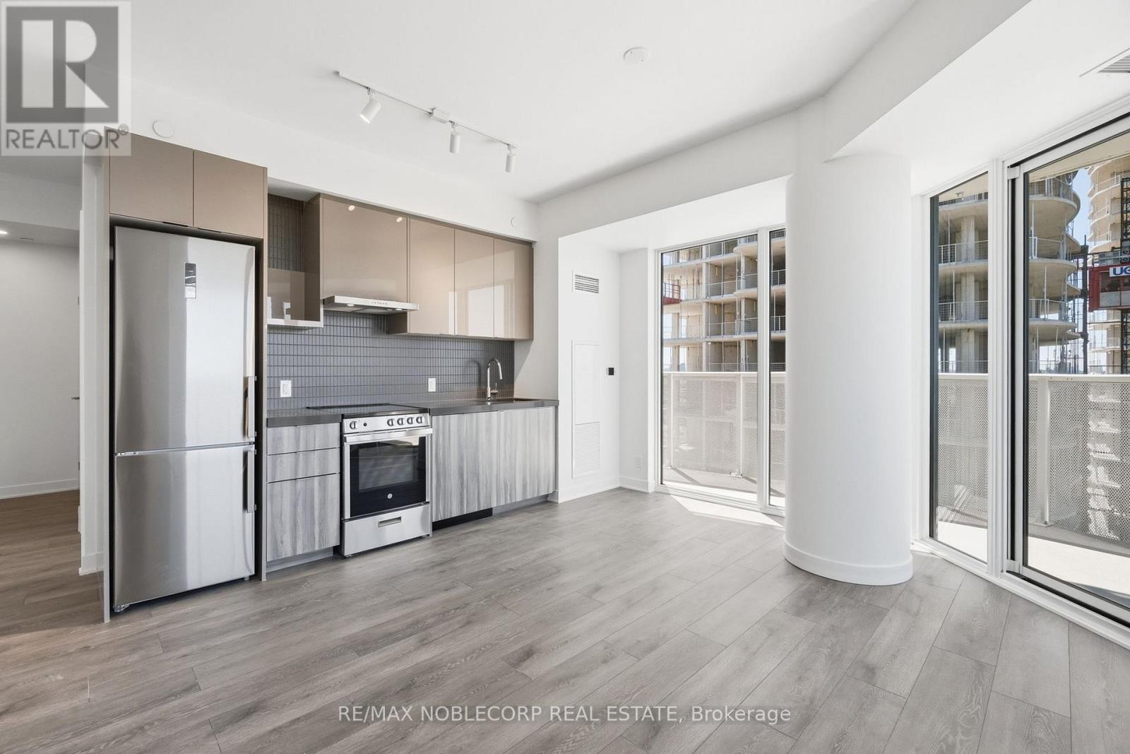1414 - 6 Flavelle Trail, Vaughan, Ontario  L4L 0M8 - Photo 6 - N13488130