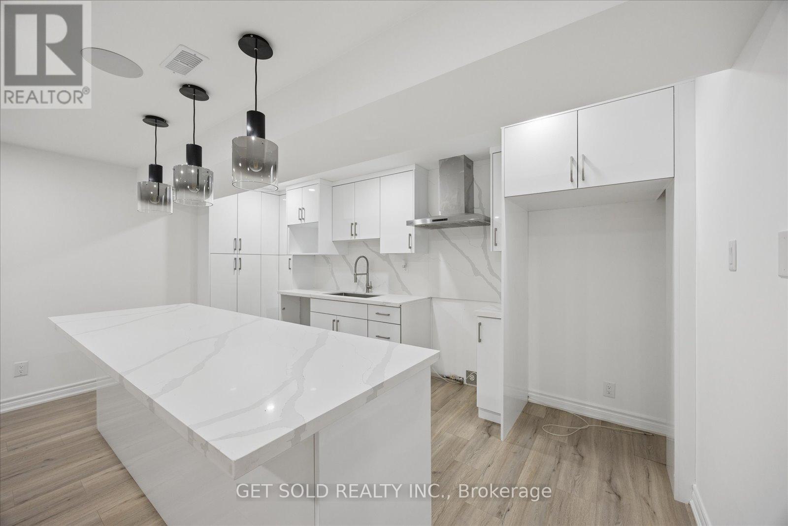 392 Woodgate Pines Drive, Vaughan, Ontario  L4H 3X4 - Photo 37 - N13488146