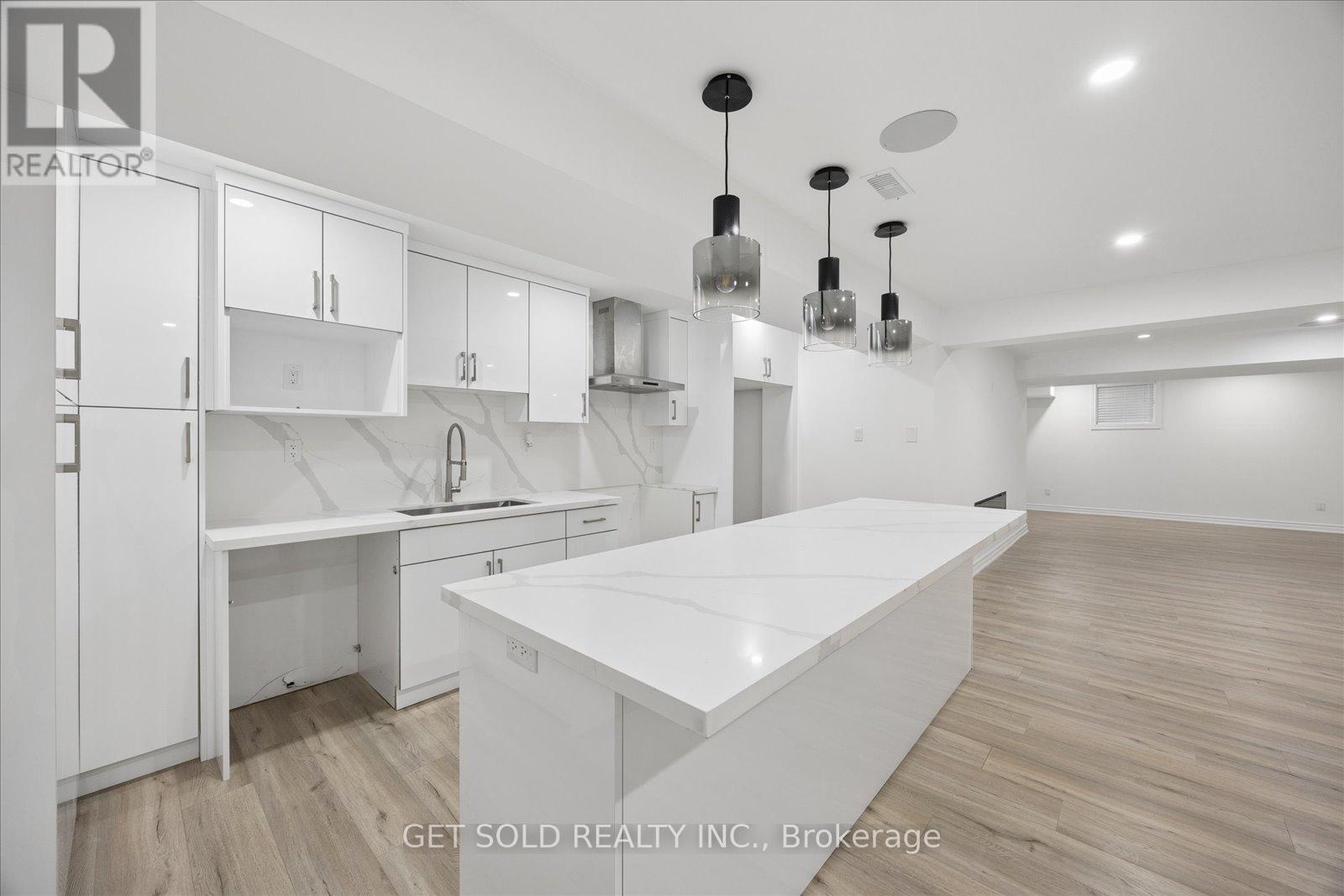 392 Woodgate Pines Drive, Vaughan, Ontario  L4H 3X4 - Photo 38 - N13488146