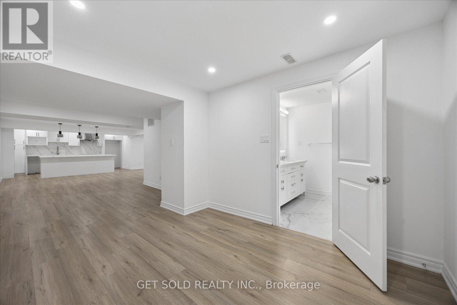 392 Woodgate Pines Drive, Vaughan, Ontario  L4H 3X4 - Photo 40 - N13488146