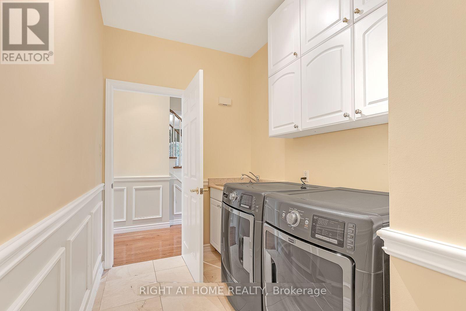 307 Sheridan Court, Newmarket, Ontario  L3Y 8P9 - Photo 10 - N13488162