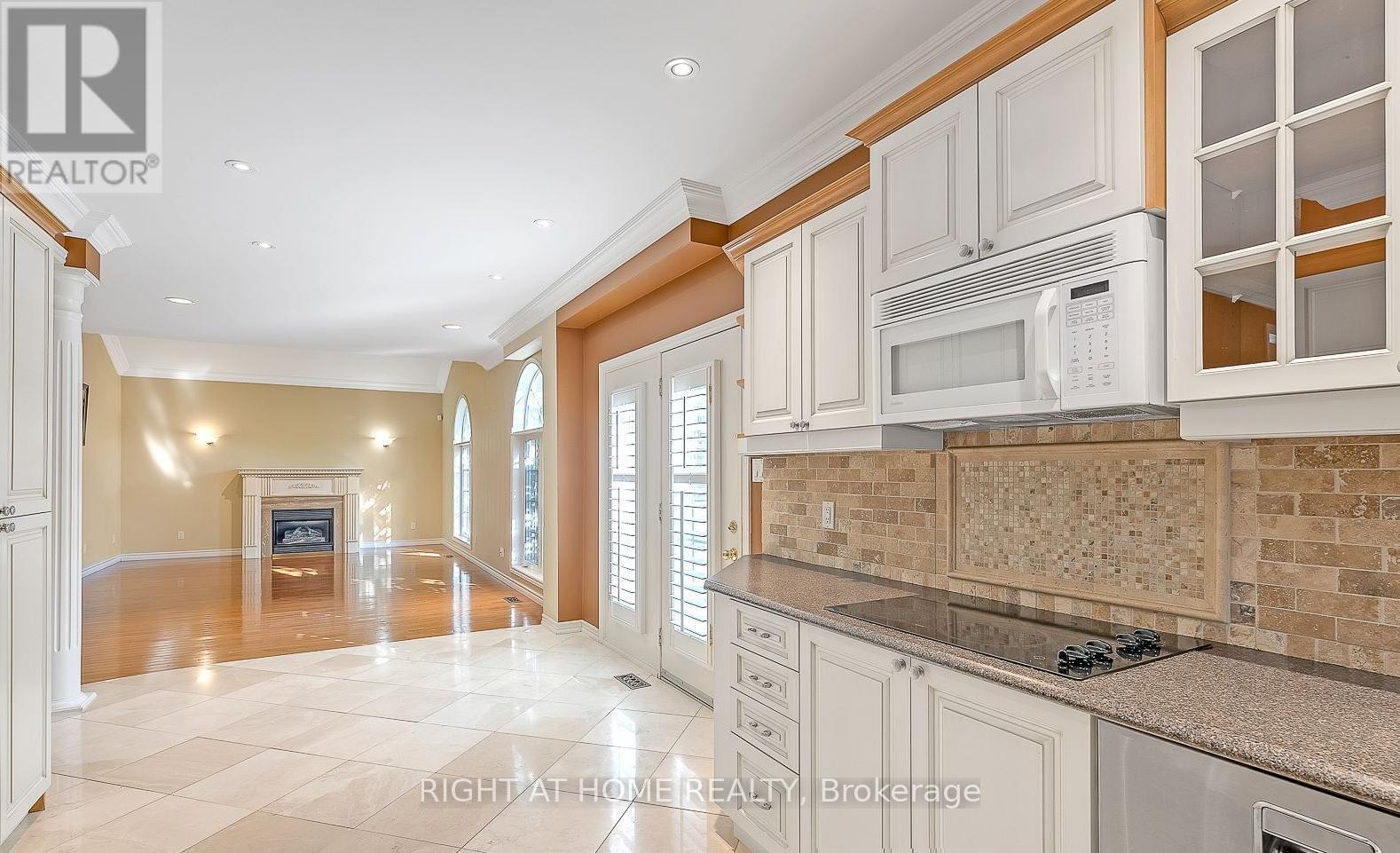 307 Sheridan Court, Newmarket, Ontario  L3Y 8P9 - Photo 15 - N13488162