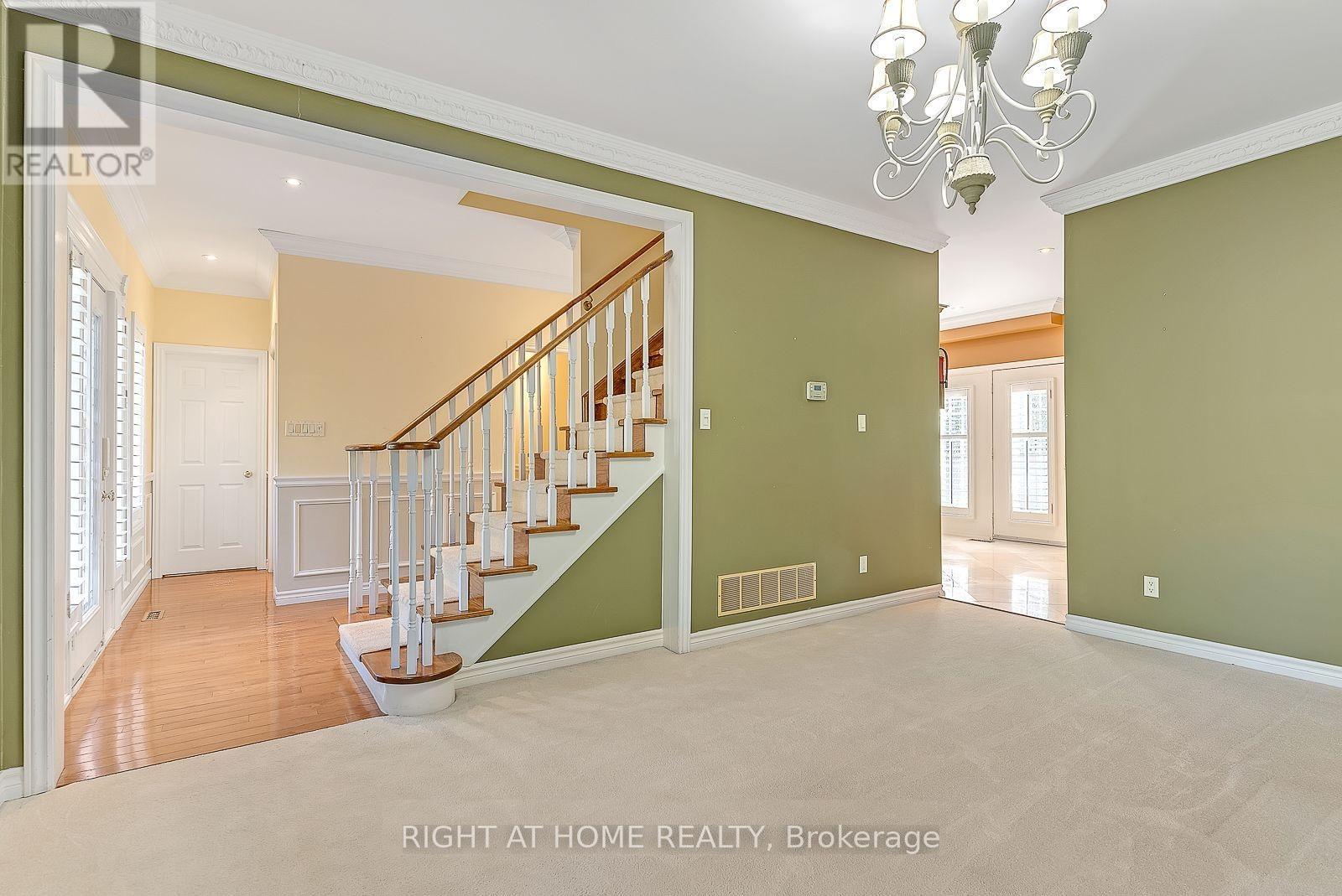 307 Sheridan Court, Newmarket, Ontario  L3Y 8P9 - Photo 19 - N13488162