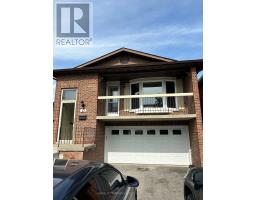 UPPER - 17 ASHBURN CRESCENT, Vaughan, Ontario