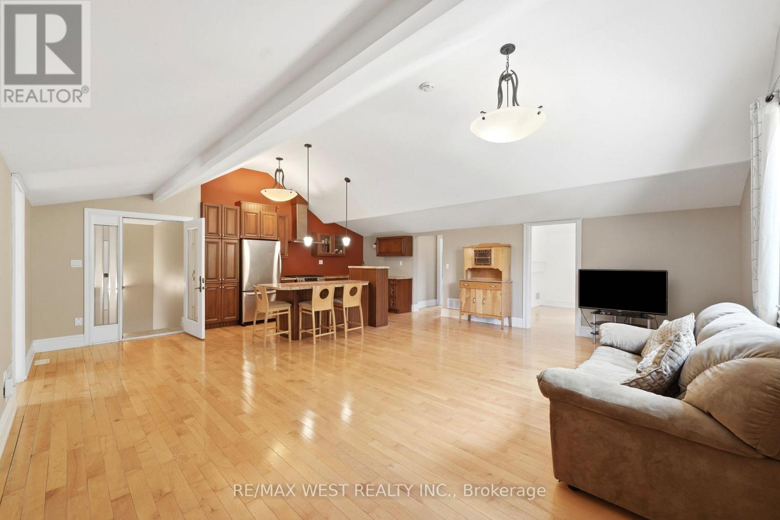2 Kingswood Drive, King, Ontario  L7B 1K8 - Photo 29 - N13488504