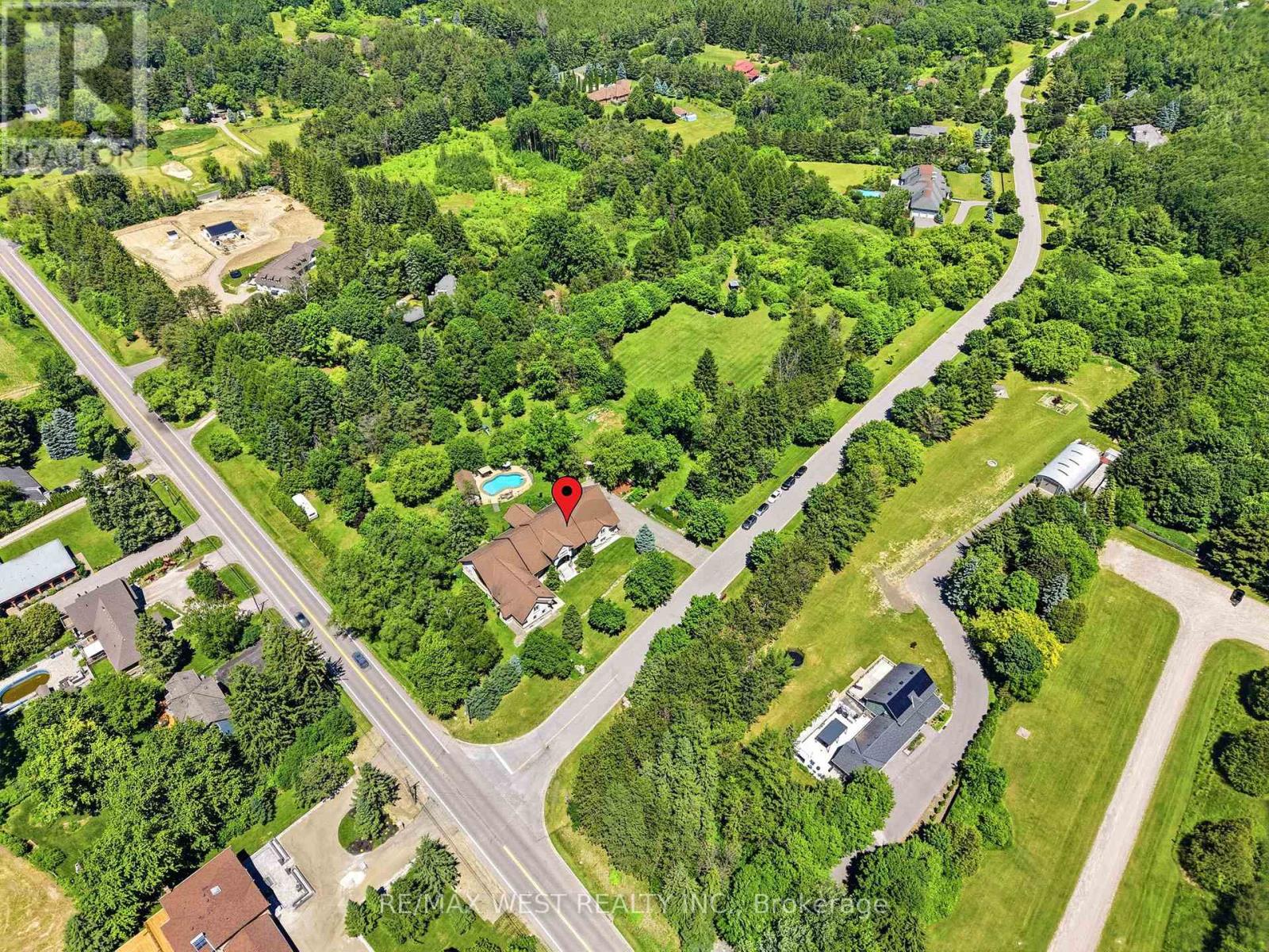 2 Kingswood Drive, King, Ontario  L7B 1K8 - Photo 37 - N13488504